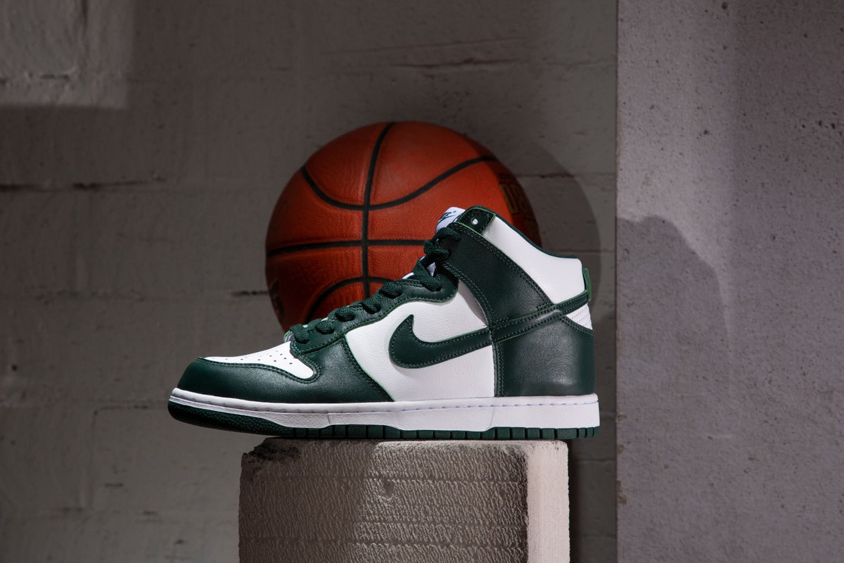 RAFFLE: Nike Dunk High SP "Pro Green"